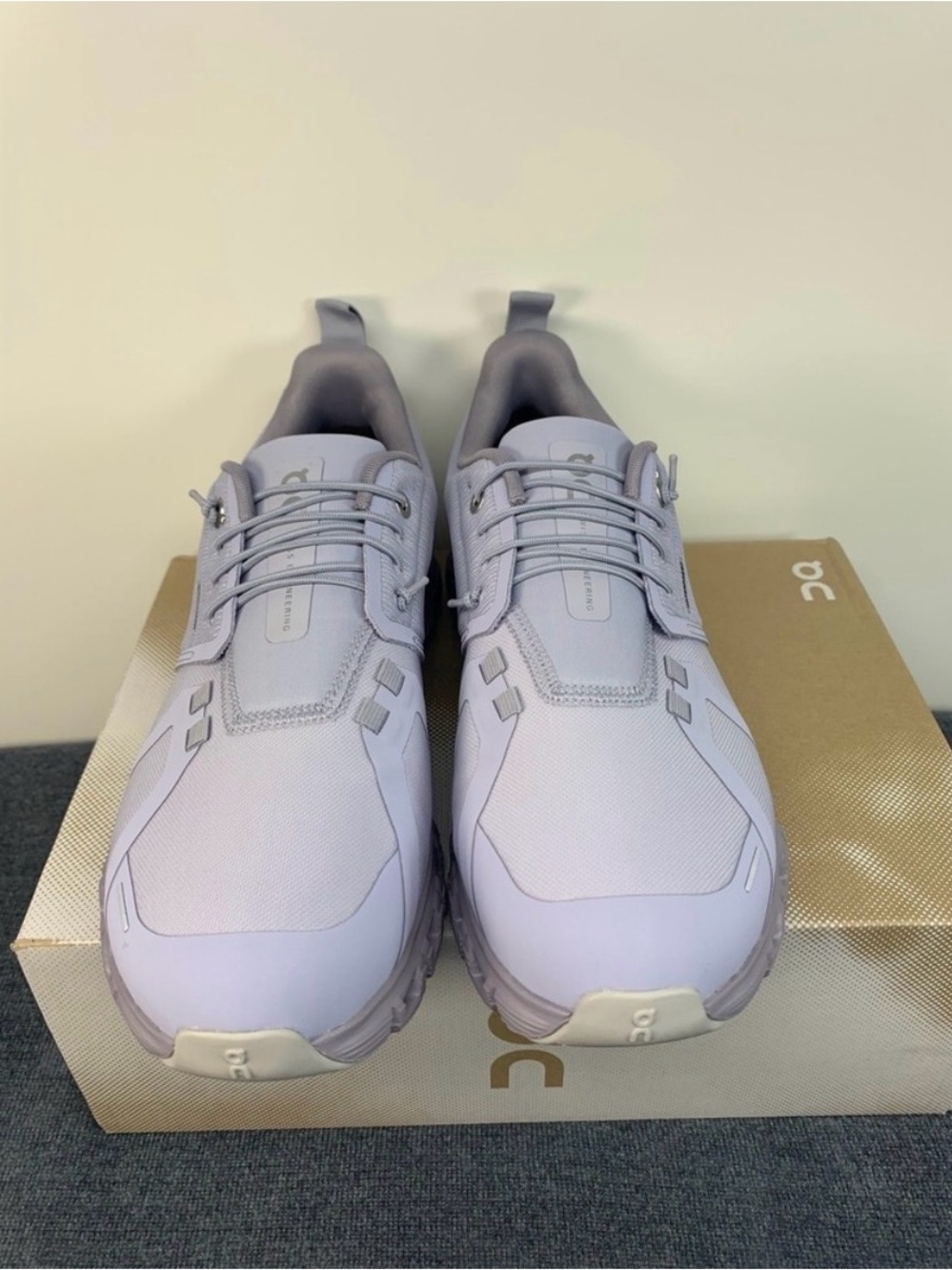 Cloud 6 On Running Women's Cloud Sneakers - Light Lavender - Picture 2 of 4